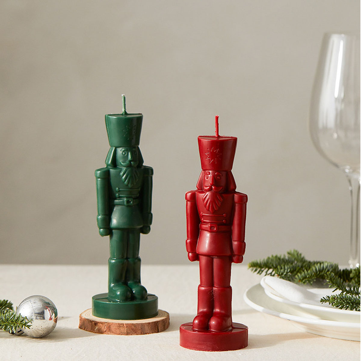 Large Nutcracker Soldier Plast - огляд і ціна Soap Making Scents