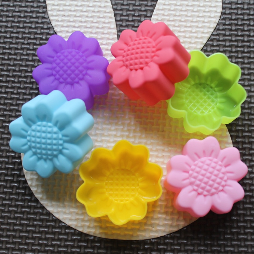 6 Pcs Set Non-Stick Flower Des - огляд і ціна Soap Making Utensils